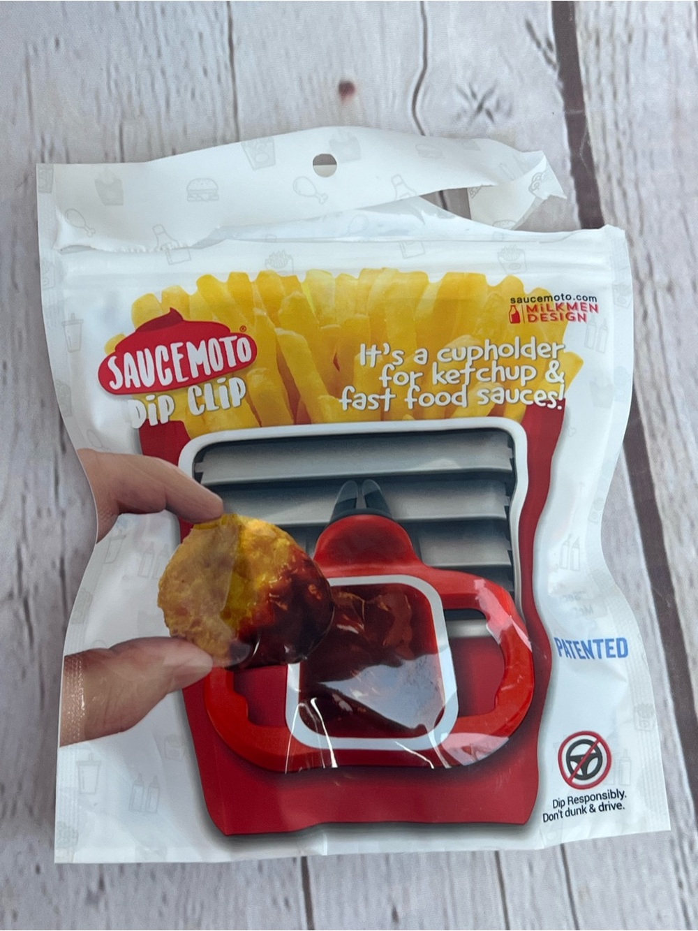 Saucemoto Dip Clip (An in-car sauce holder for ketchup/dipping sauces) 2 pack - Picture 8 of 14